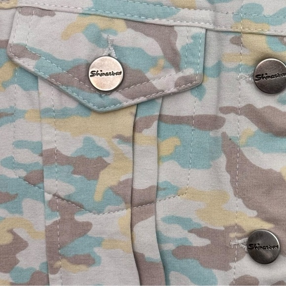 Shinestar Size L Girls Green, Tan, & Yellow Camo Stretch Jean Jacket - Picture 4 of 8